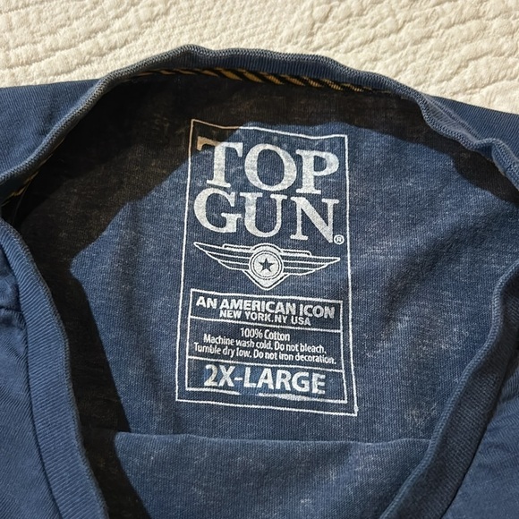 Top Gun Distressed Tee. 2X - Picture 8 of 8